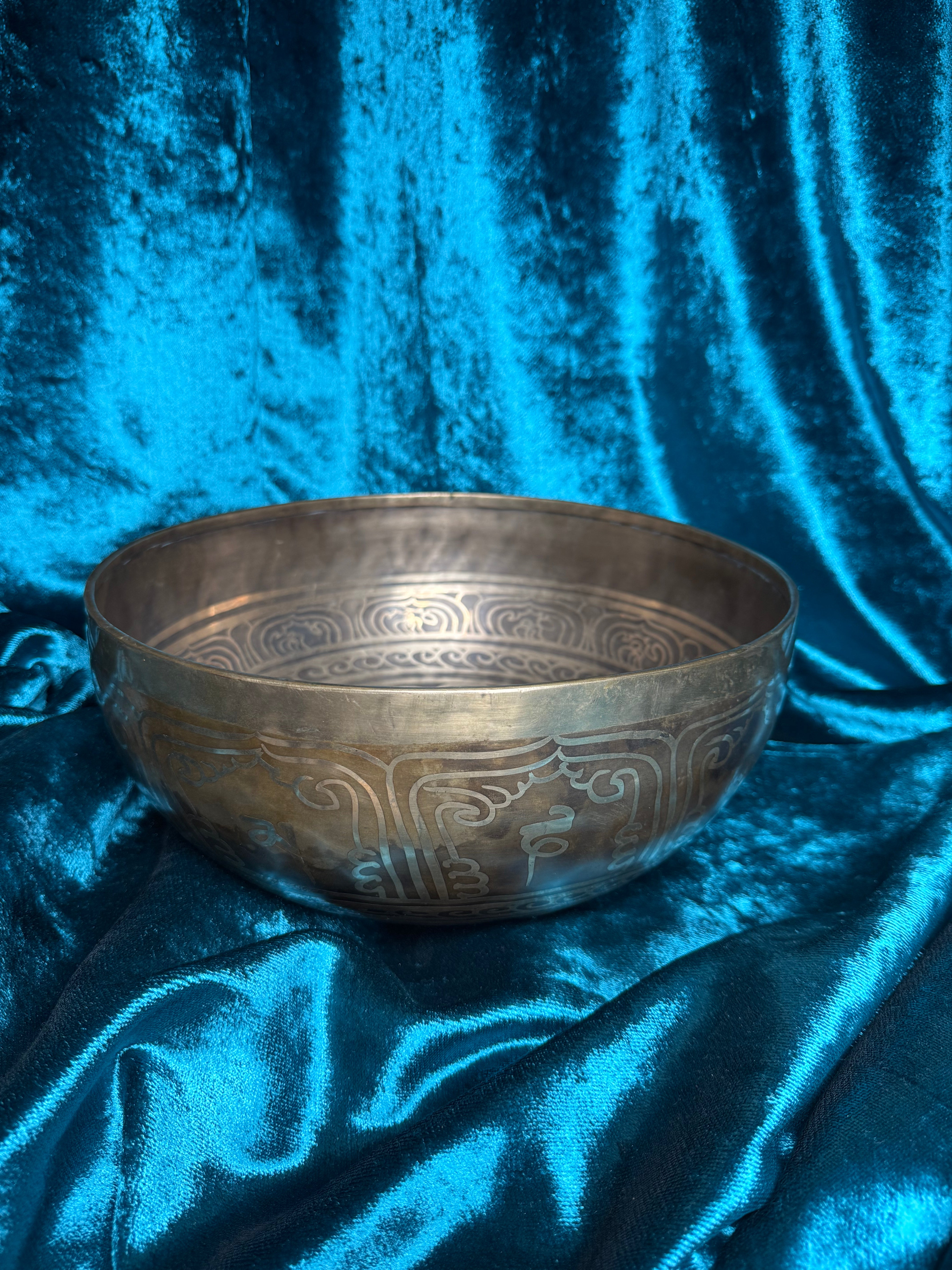 Тибетская чаша №103