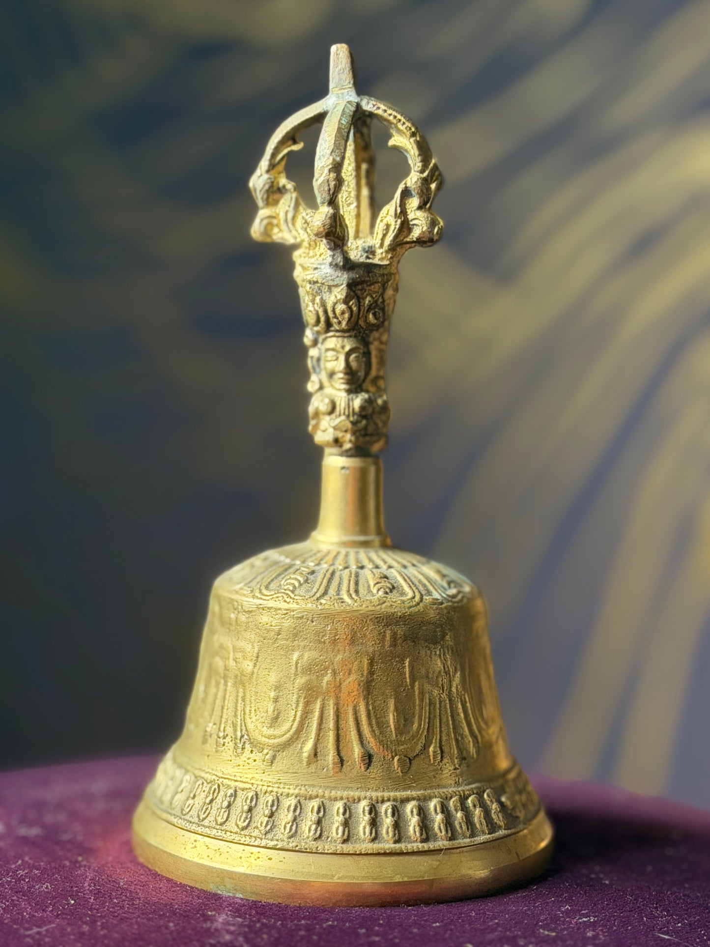 Тибетские ритуальные колокольчики (несколько видов)