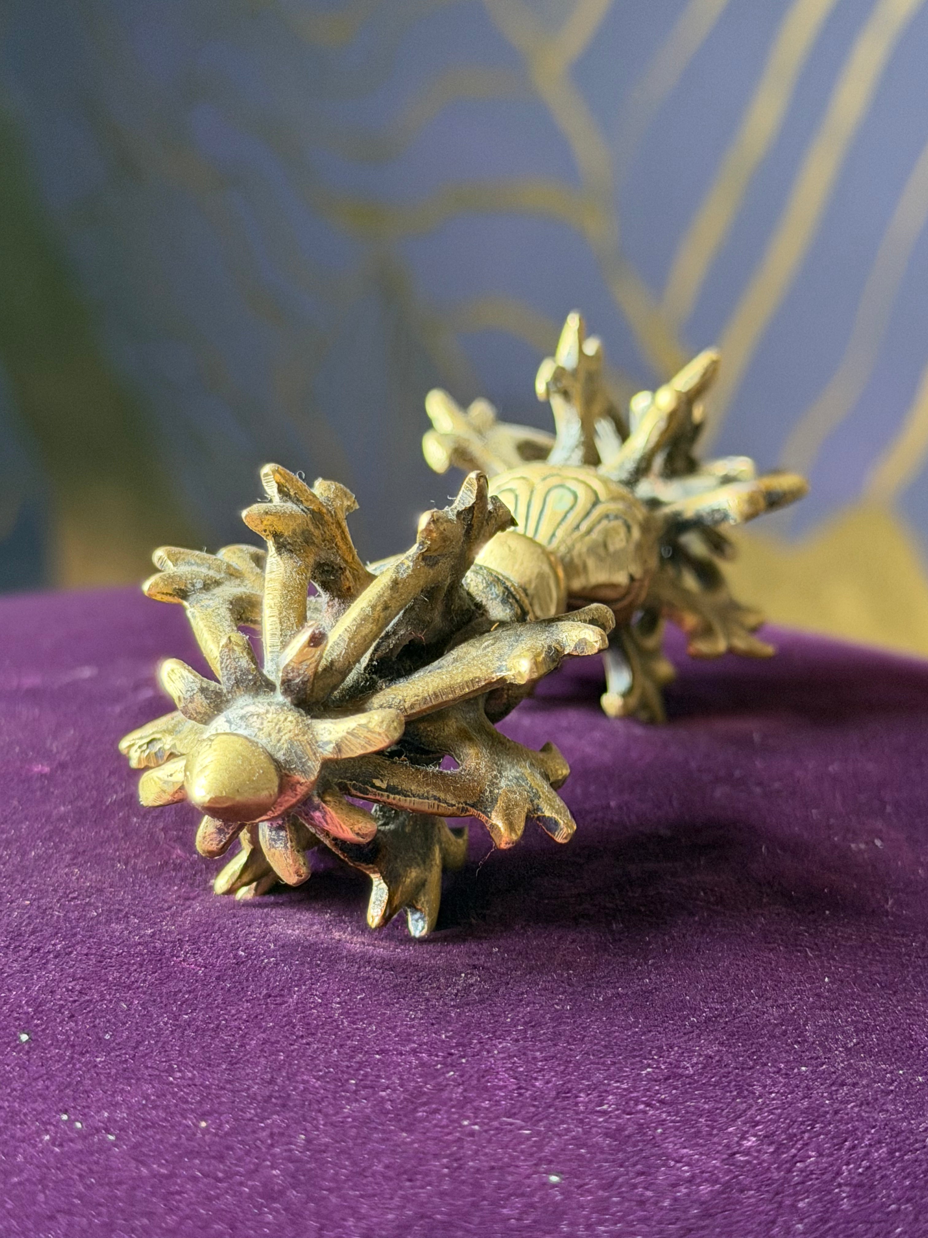 Буддийская ваджра (дордже)